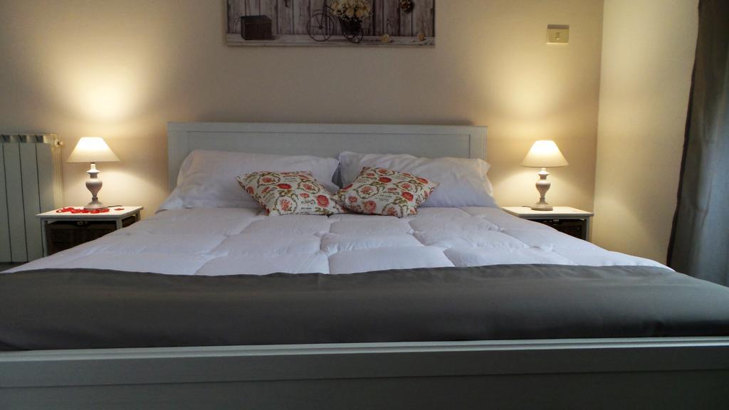 Bed and Breakfast Bb Essenze Palermo Exterior foto