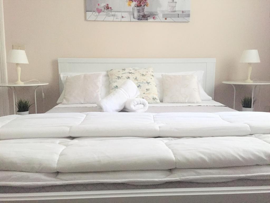 Bed and Breakfast Bb Essenze Palermo Exterior foto